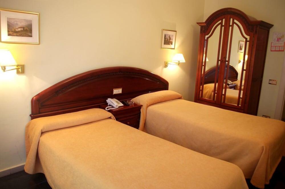 Hotel Ciudad De Calahorra Dış mekan fotoğraf