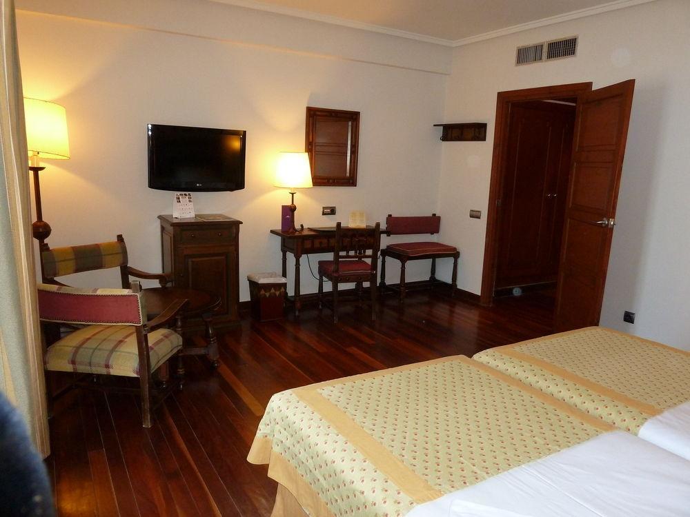 Hotel Ciudad De Calahorra Dış mekan fotoğraf